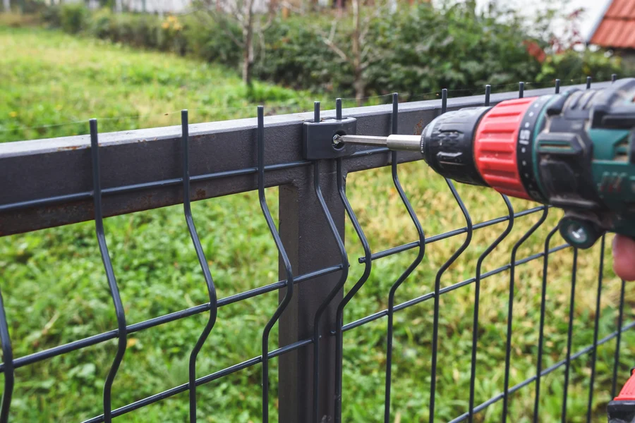 The Impact Of Fence Repair On Property Value And Curb Appeal in Spanaway, WA